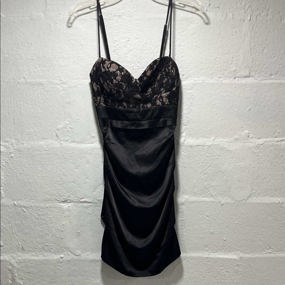 Elegant Black Lace Dress